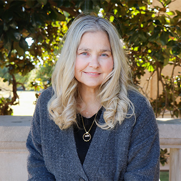 Photo of Angela Harris